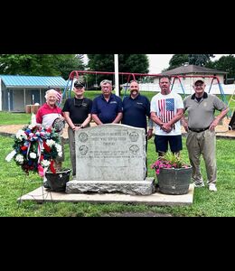 Mayor and Councilmen Honor Fallen Heroes